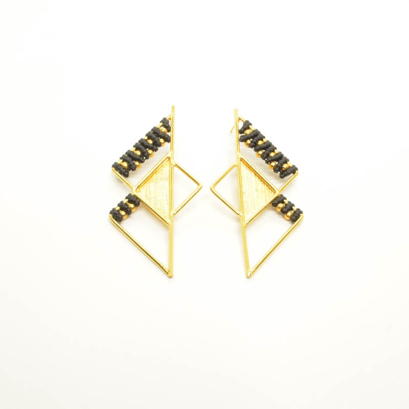 Aretes Triángulo Mediano