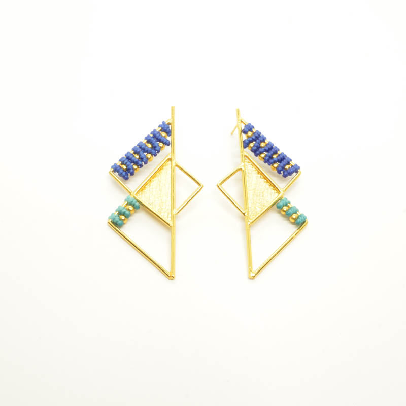 Aretes Triángulo Mediano